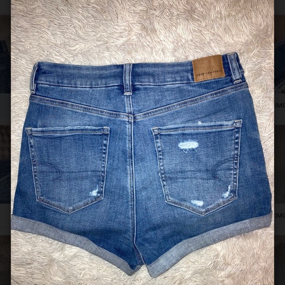 Stretchy American Eagle Shorts - Picture 4 of 5